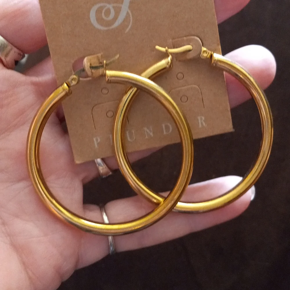 Medium Sz Hoops